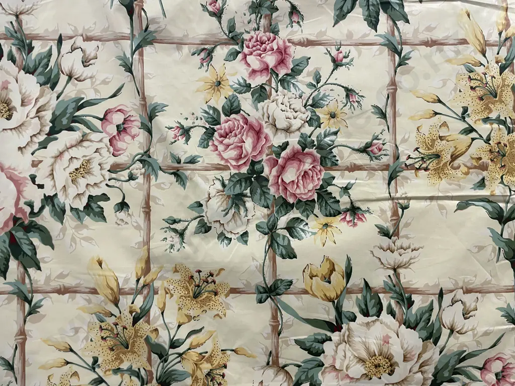 Chesterfield by Raman "Rose/Lily" Image 1++