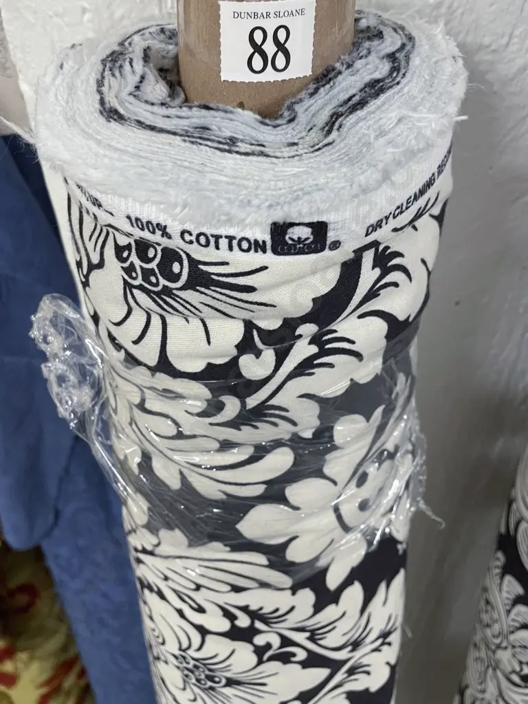 Waverly Duchess Damask Image 1++