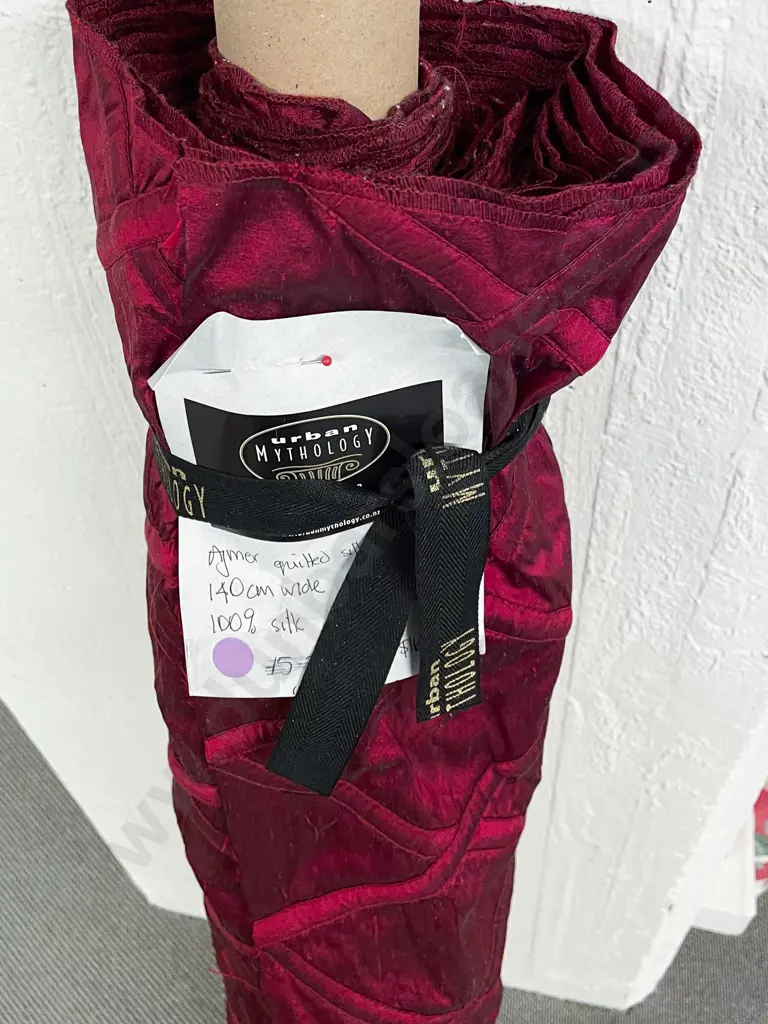 Ajmer Quilted Silk "Ruby" Image 1++