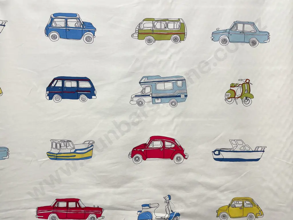 Harlequin "Go Go Retro" Image 1++