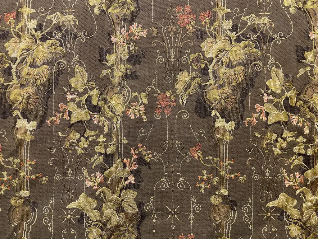 Brown Tapestry with Ivy Image 1++