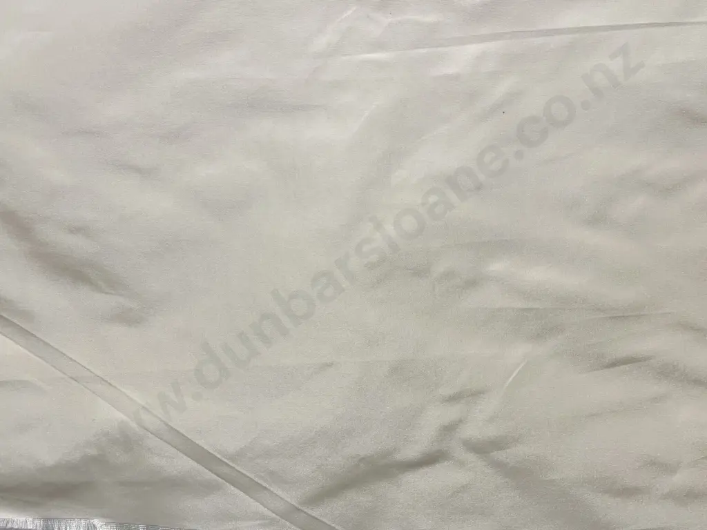 Cream Tafetta Image 1++