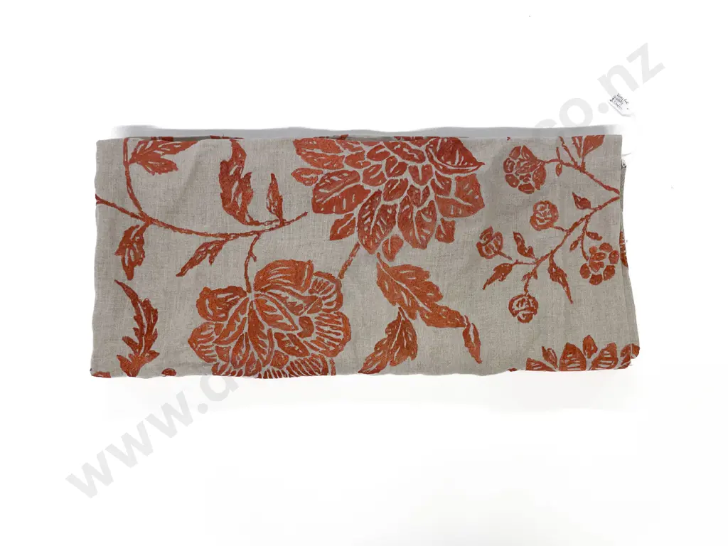 Embroidered Linen Throw/Table Cover Image 1++