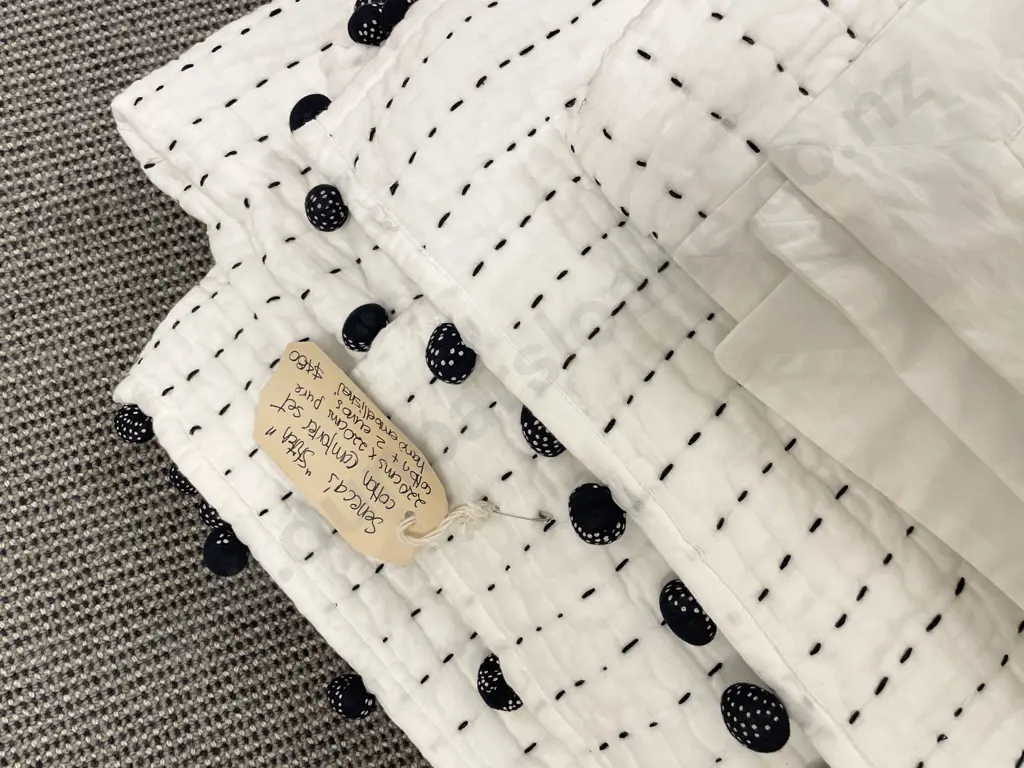 Seneca Stitch Cotton Comforter Set with Two Euro Pillow Covers Image 1++