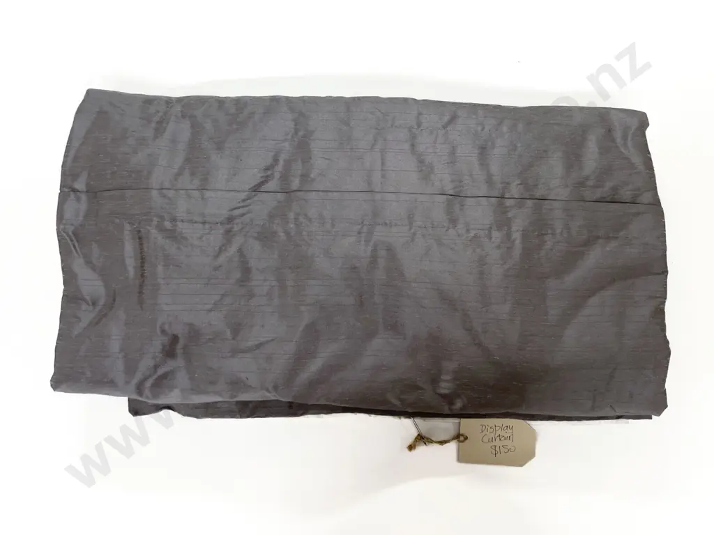 Display Curtain Image 1++