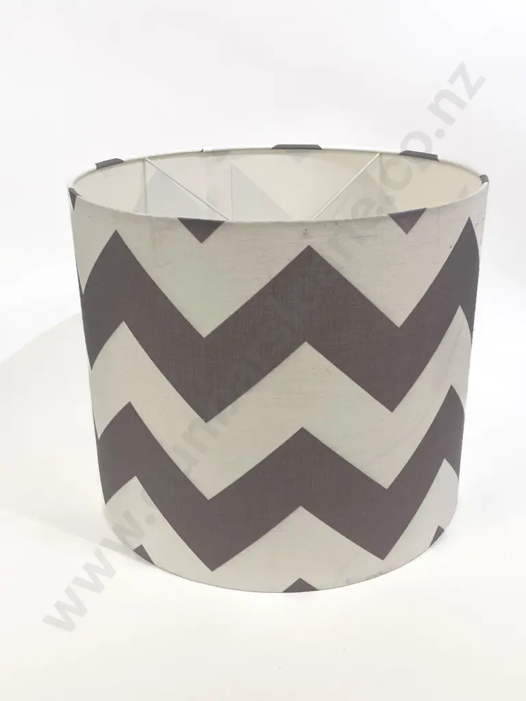 Chevron Lampshade for Standard Lamp Image 1++