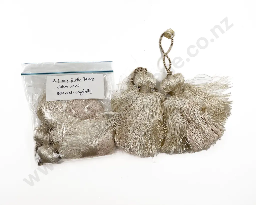 Four Large Palette Tassels Image 1++