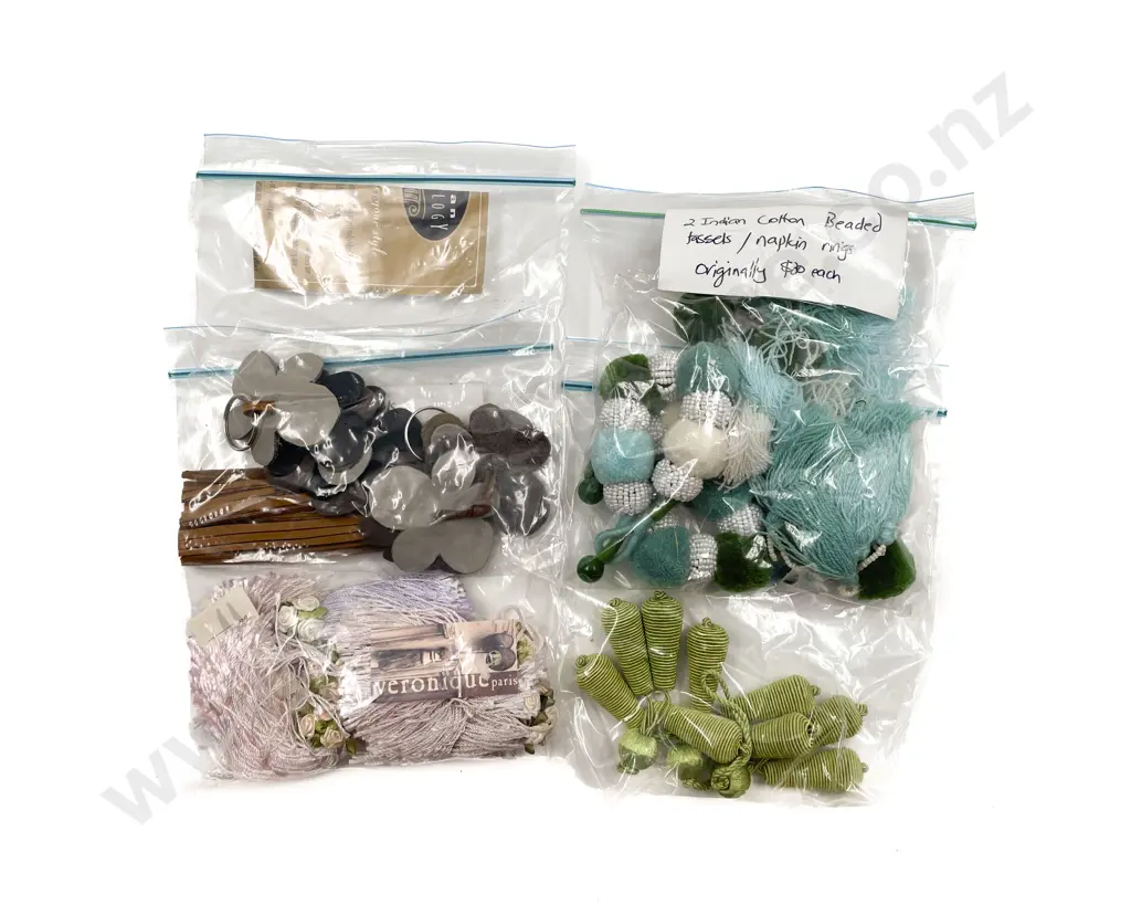 Selection Various Tassels Image 1++