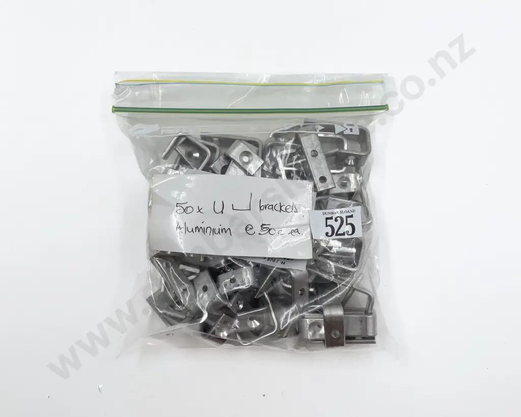 Approx 50 L Shape Aluminium Brackets Image 1++