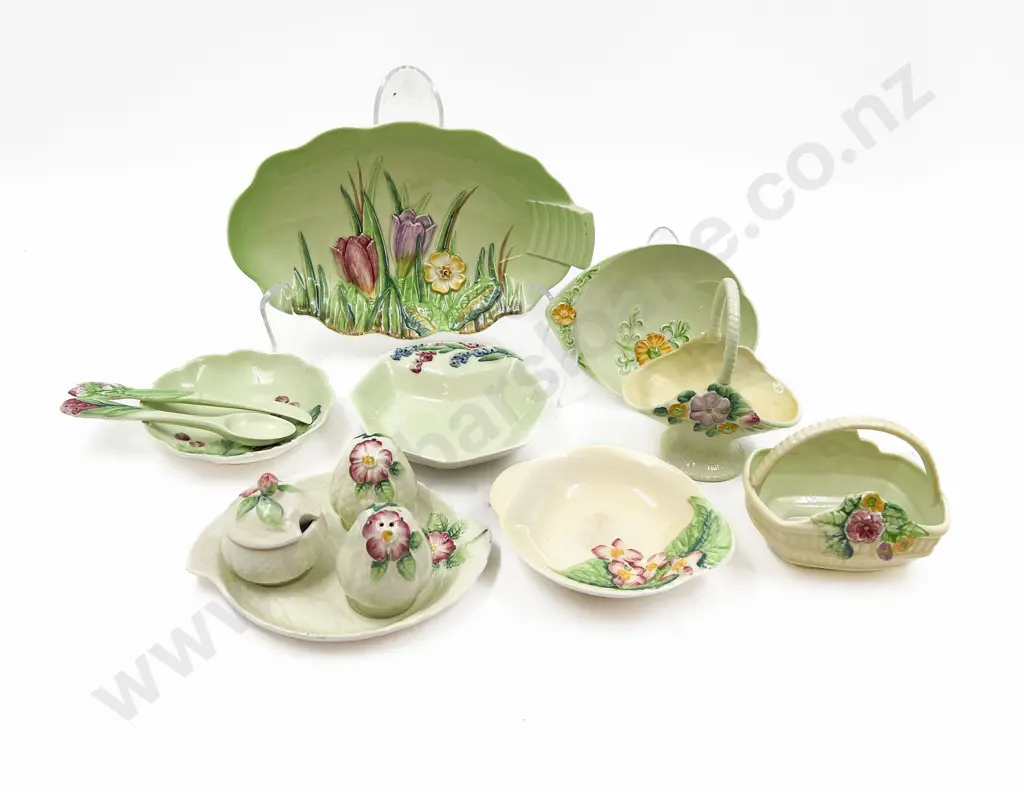 Quantity of Assorted Carlton Ware Image 1++