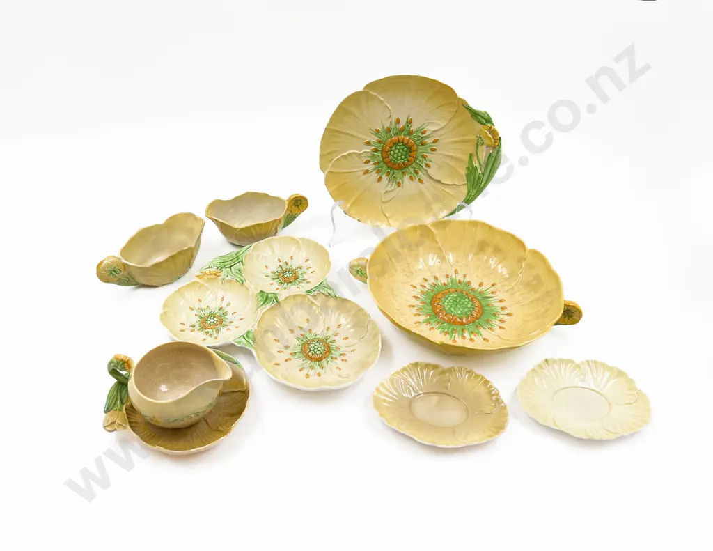 Quantity of Assorted Carlton Ware Image 1++