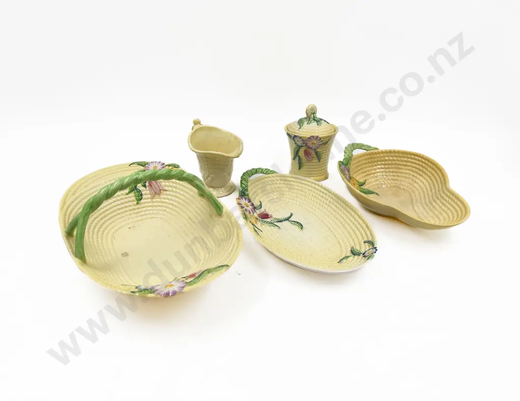 Quantity of Assorted Carlton Ware Image 1++