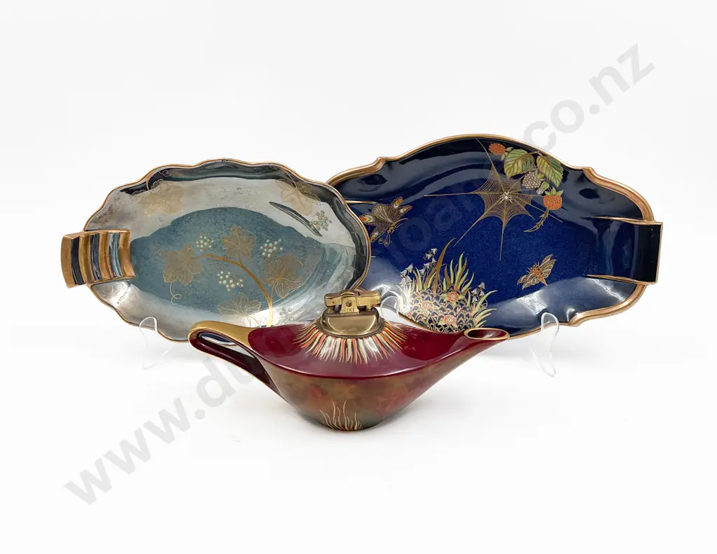 Carlton Ware Tea Pot with Two Dishes Image 1++