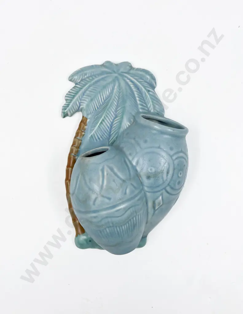 Beswick Wall Pocket Image 1++