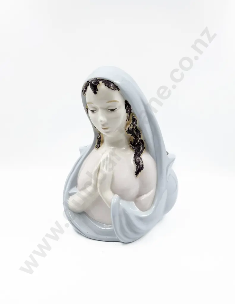 Large Madonna Planter Image 1++