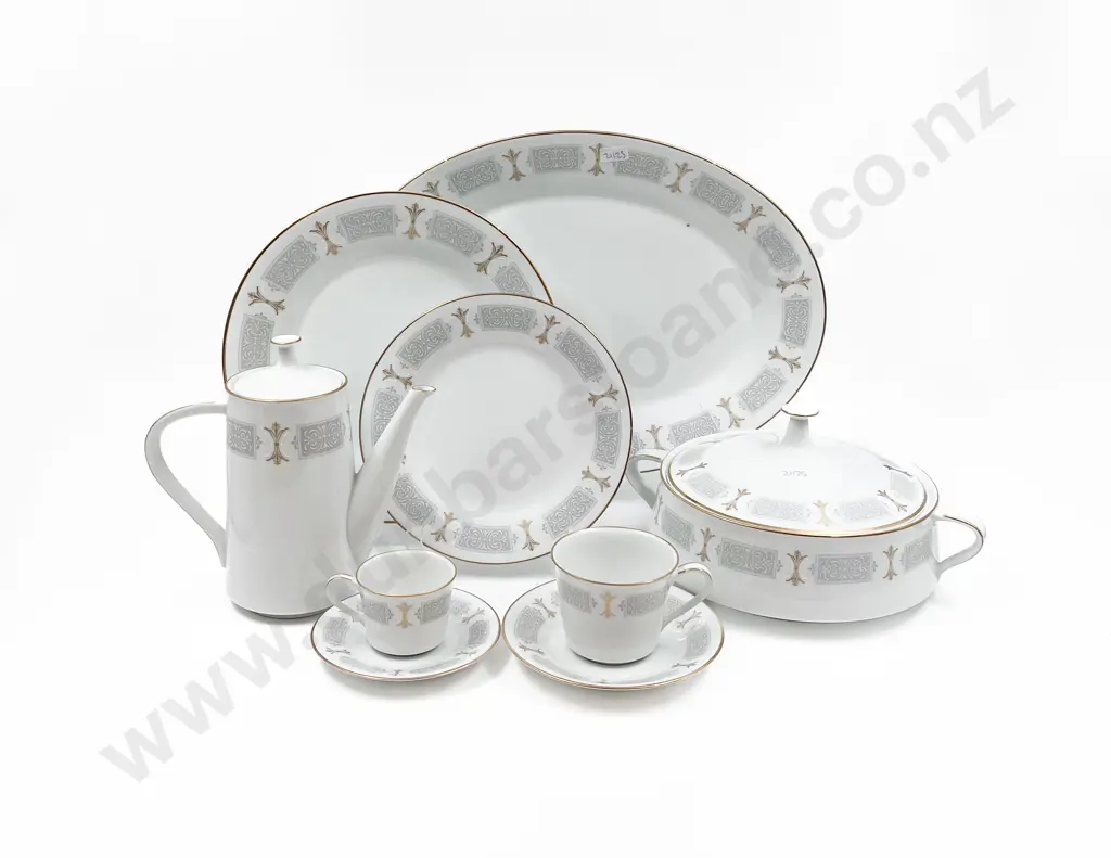 Noritake Dinner Set Image 1++