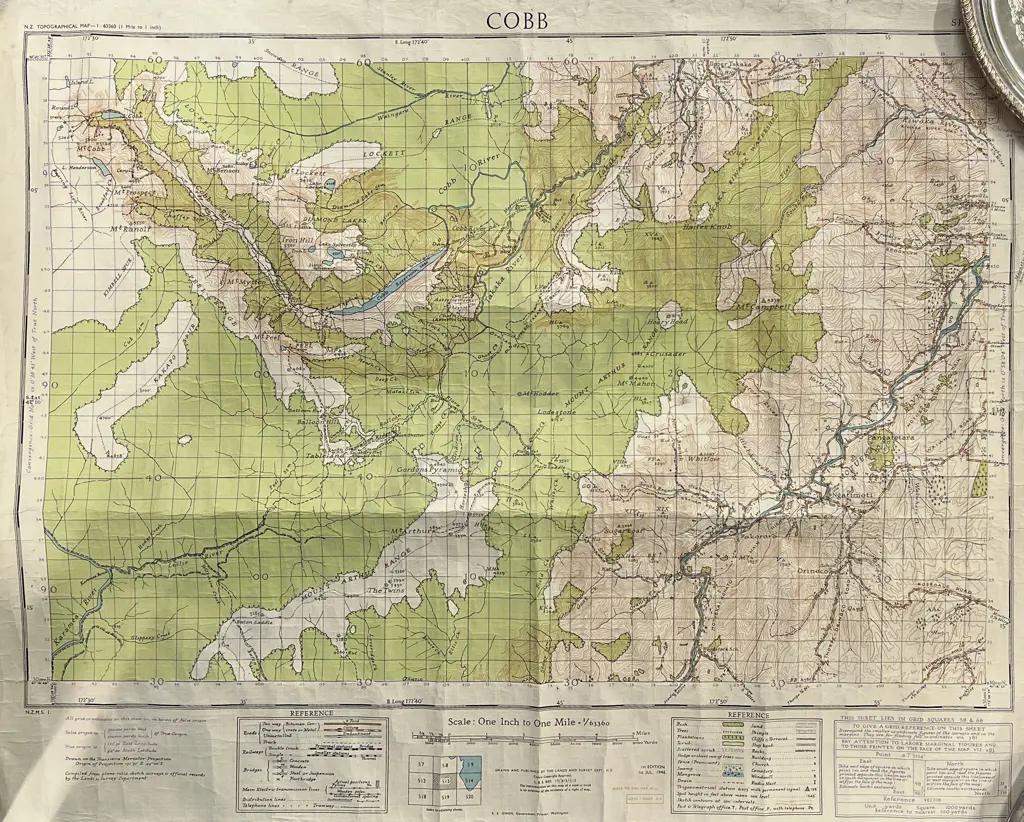 Box of Assorted Vintage Maps Image 1++