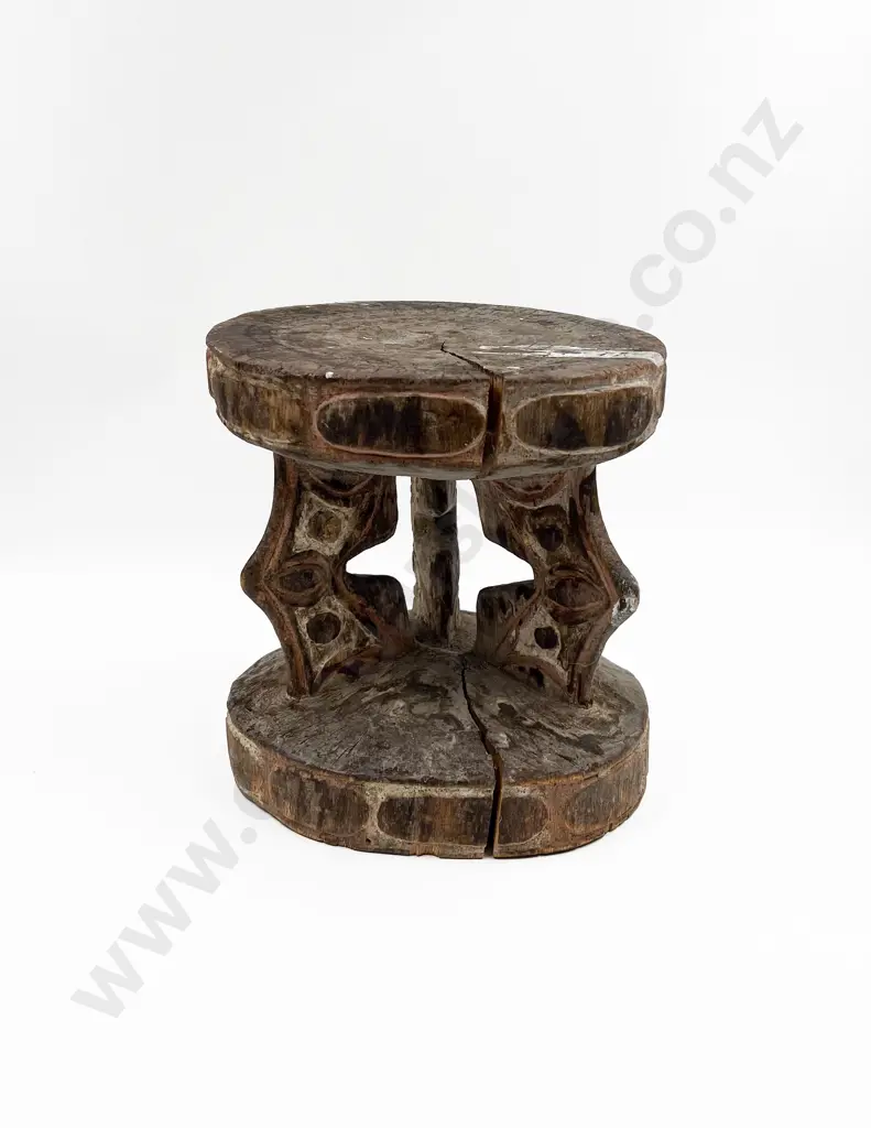 Abelam Tribe PNG Stool Image 1++