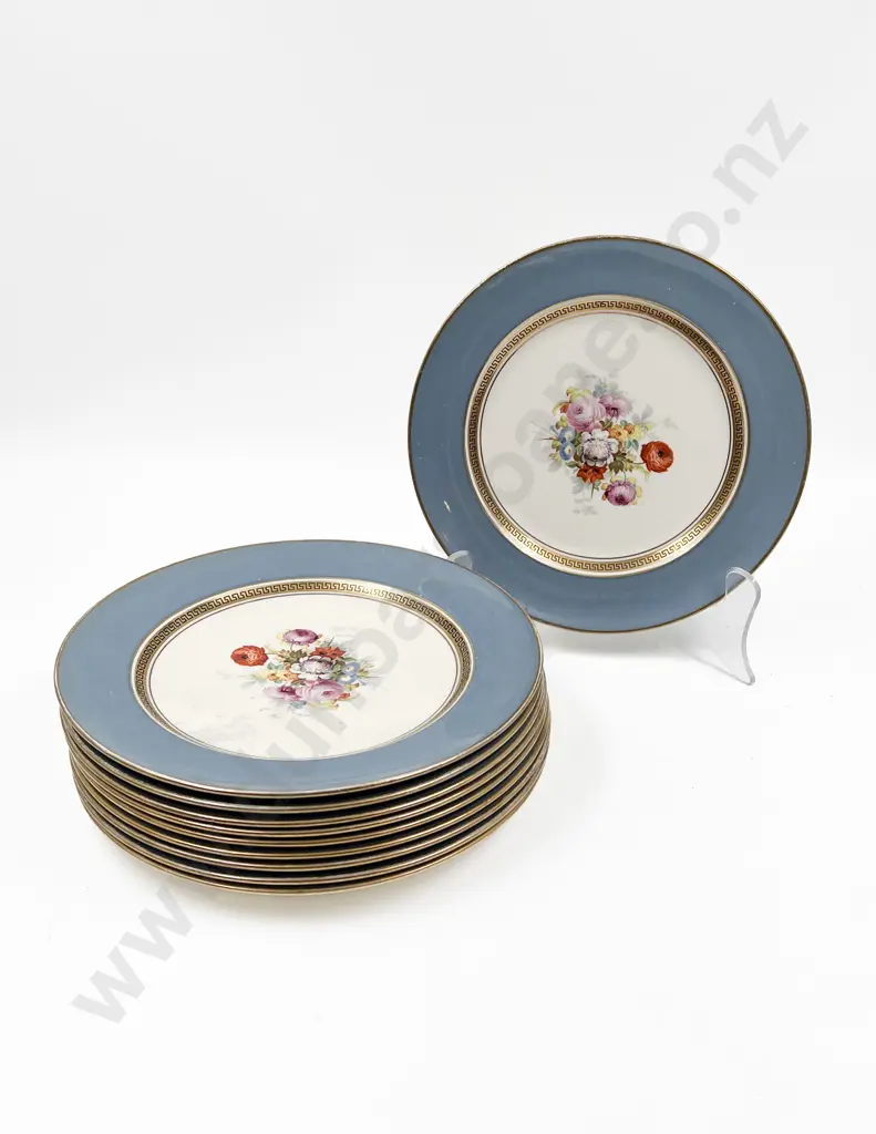 Small Quantity of Assorted Fancy China Plates Image 1++