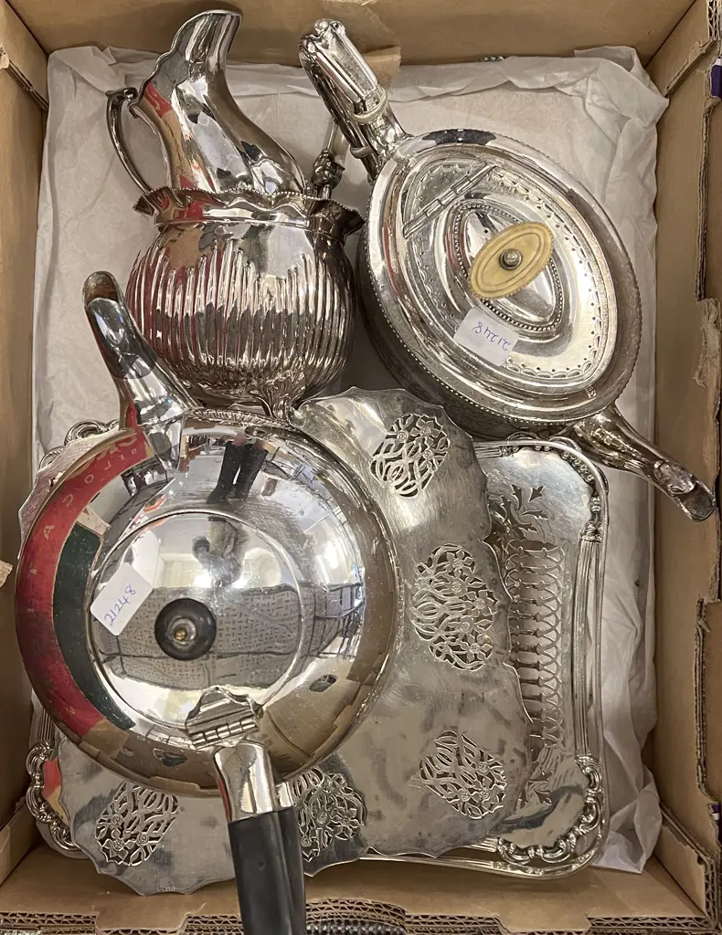 Box of Assorted S/P Image 1++