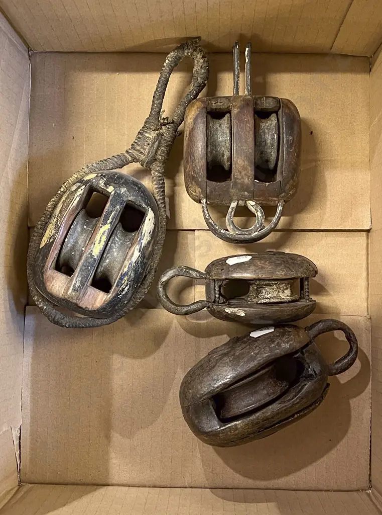Box of Assorted Pulleys Image 1++