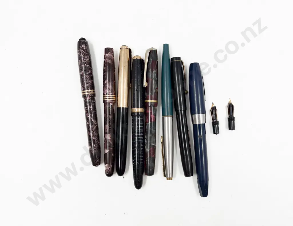 Small Quantity of Assorted Ballpoint and Fountain Pens Image 1++