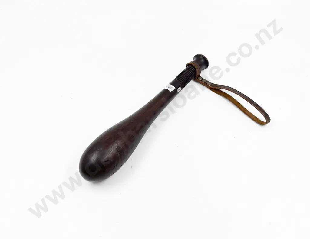 Vintage Baton Image 1++