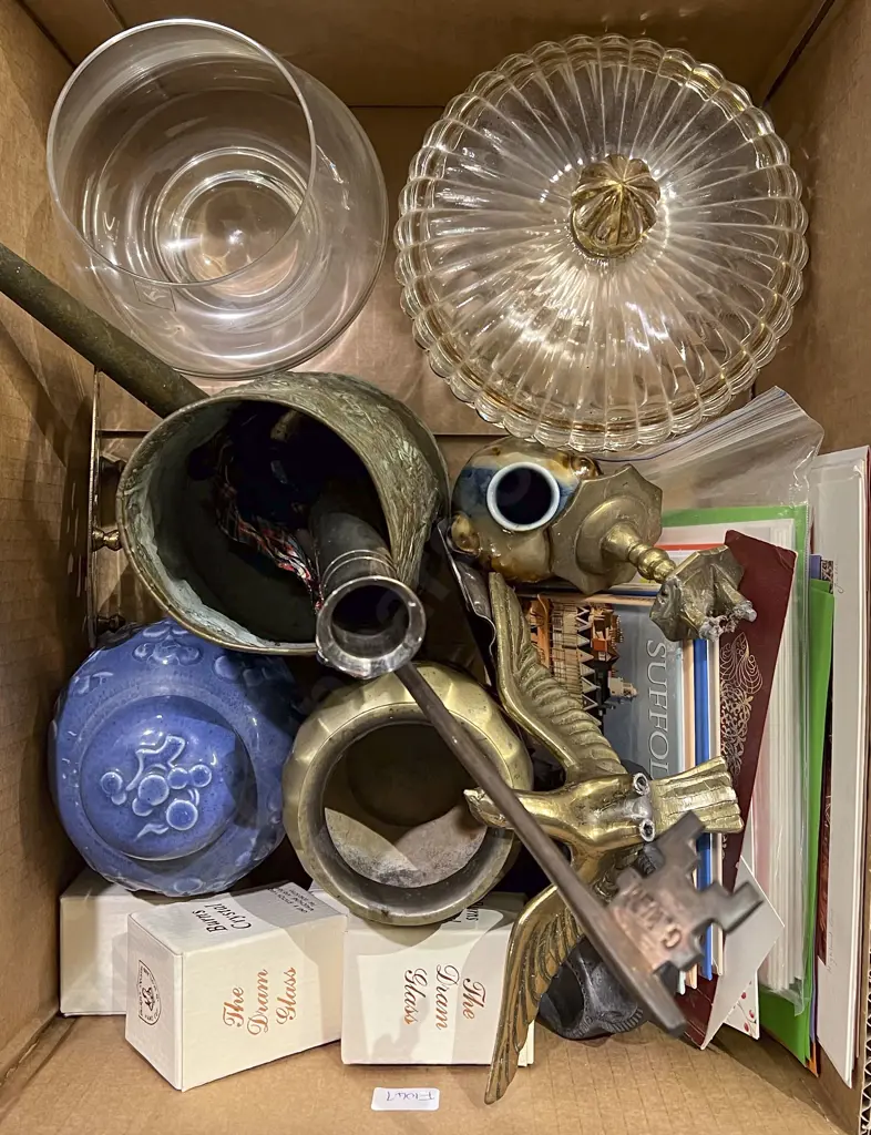 Box of Assorted Image 1++