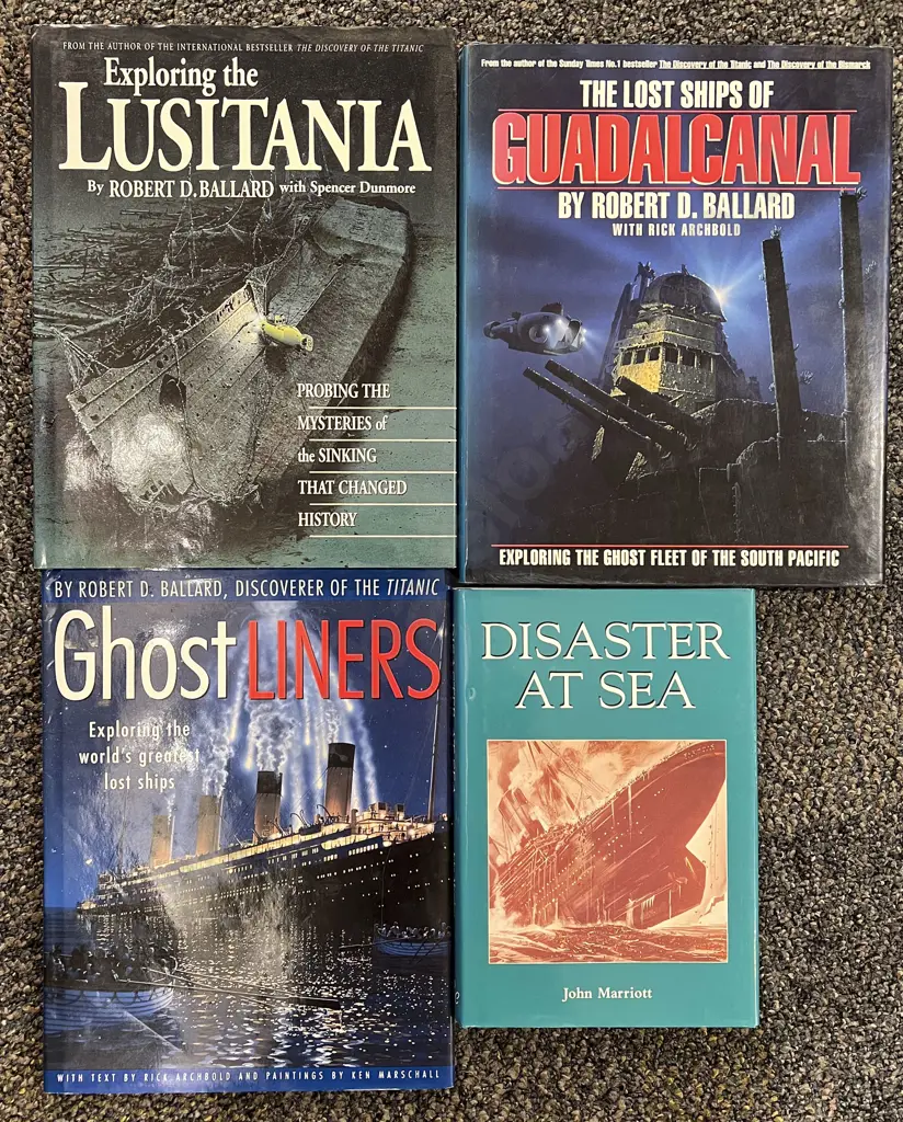 Four Books on Maritime Disasters Image 1++