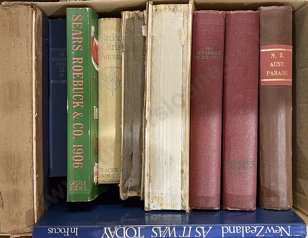Box of Assorted Vintage Books Image 1++