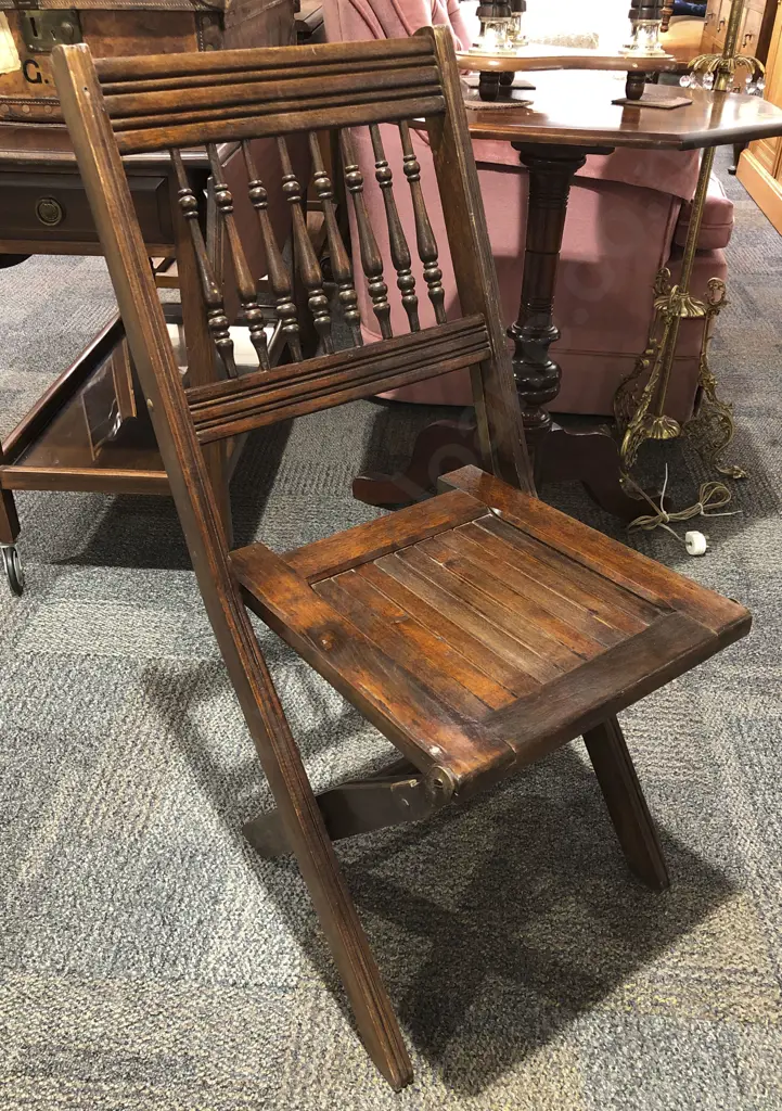 Abacus Back Folding Chair Image 1++