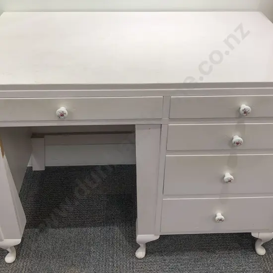White Painted Desk