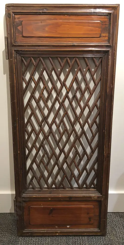 Chinese Lattice Front Door Image 1++
