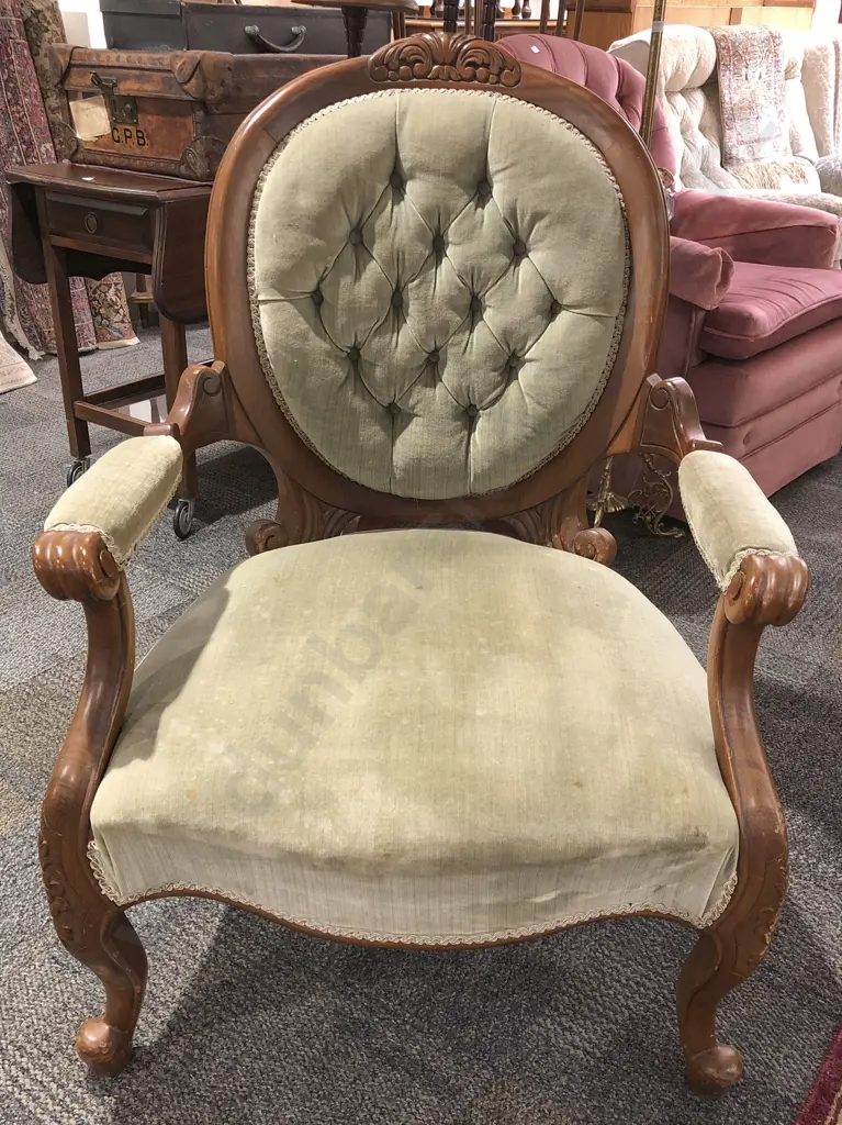 Button Back Grandfather Chair Image 1++