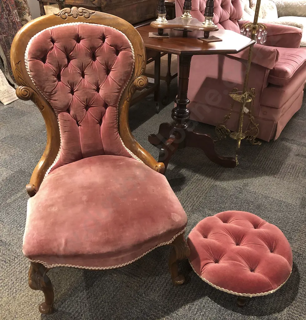 Grandmother Chair with Circular Footstool Image 1++