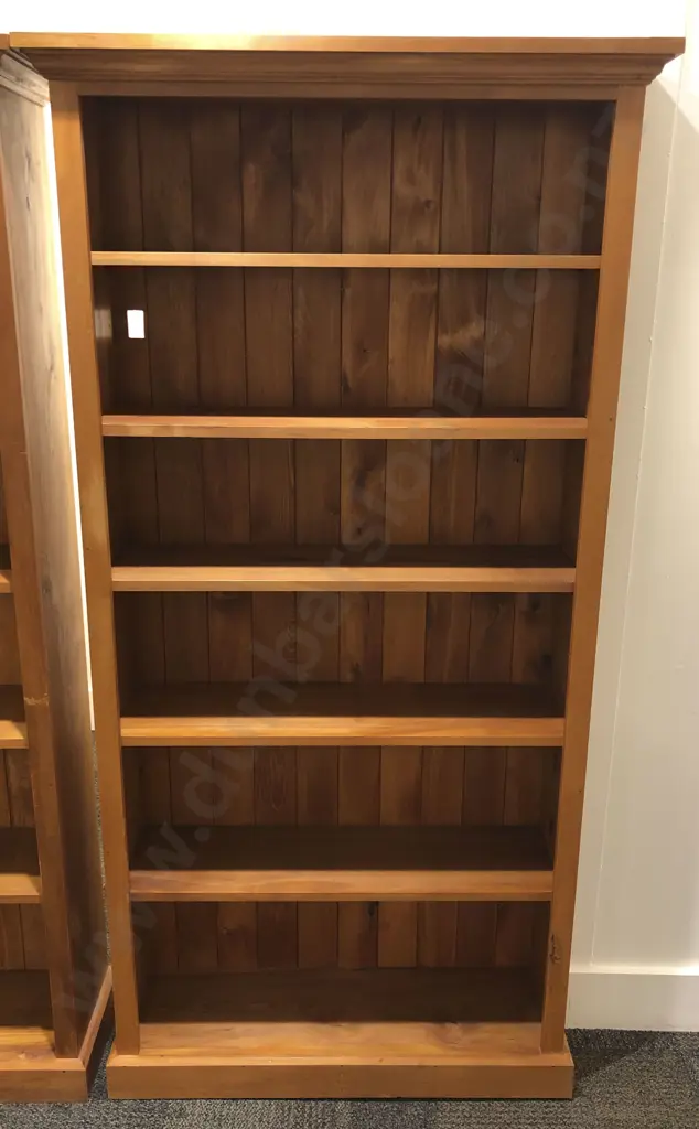 Pair of Bookcases Image 1++
