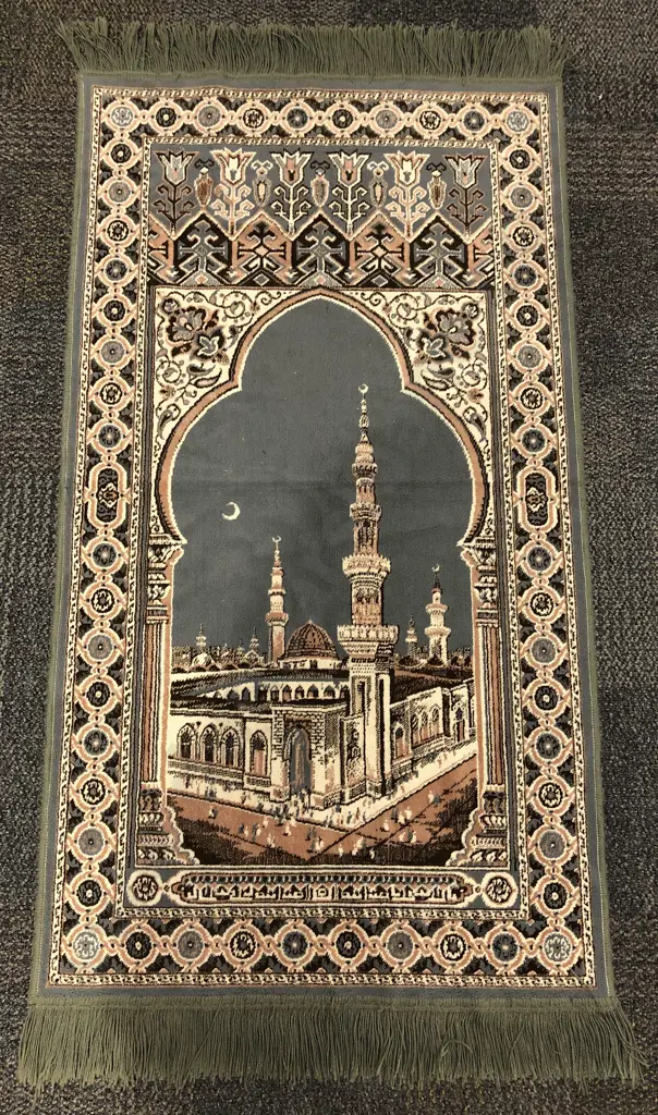 Persian Pictorial Floor Rug Image 1++