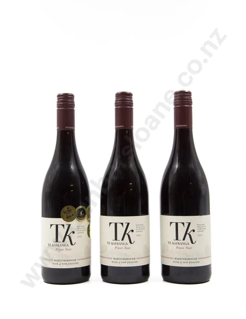 3 Bottles NZ Te Kairanga Martinborough Pinot Noir 2016 Image 1++