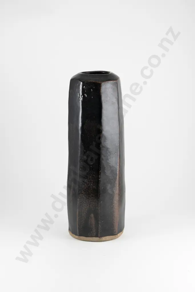 Large Doreen Blumhardt Octagonal Vase Image 1++
