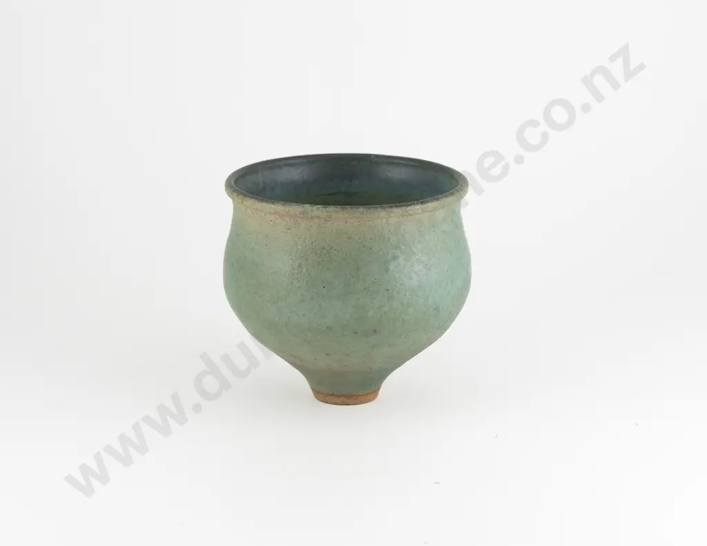 Len Castle Footed Bowl Image 1++
