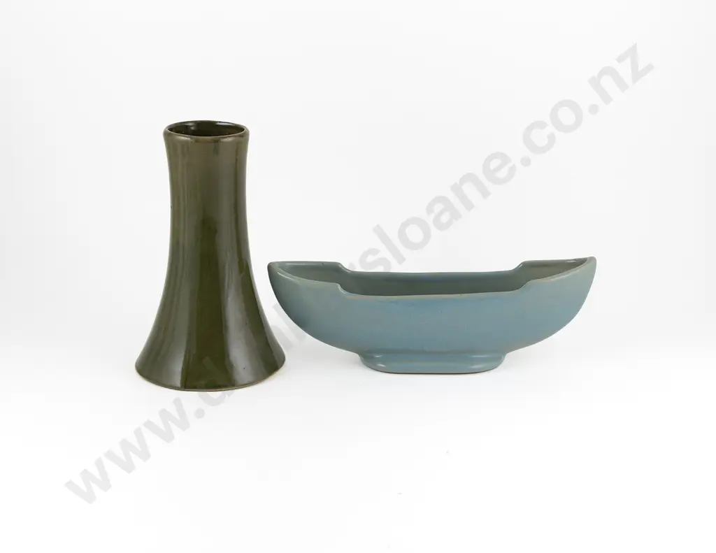 Timaru Potteries Trough Vase Image 1++