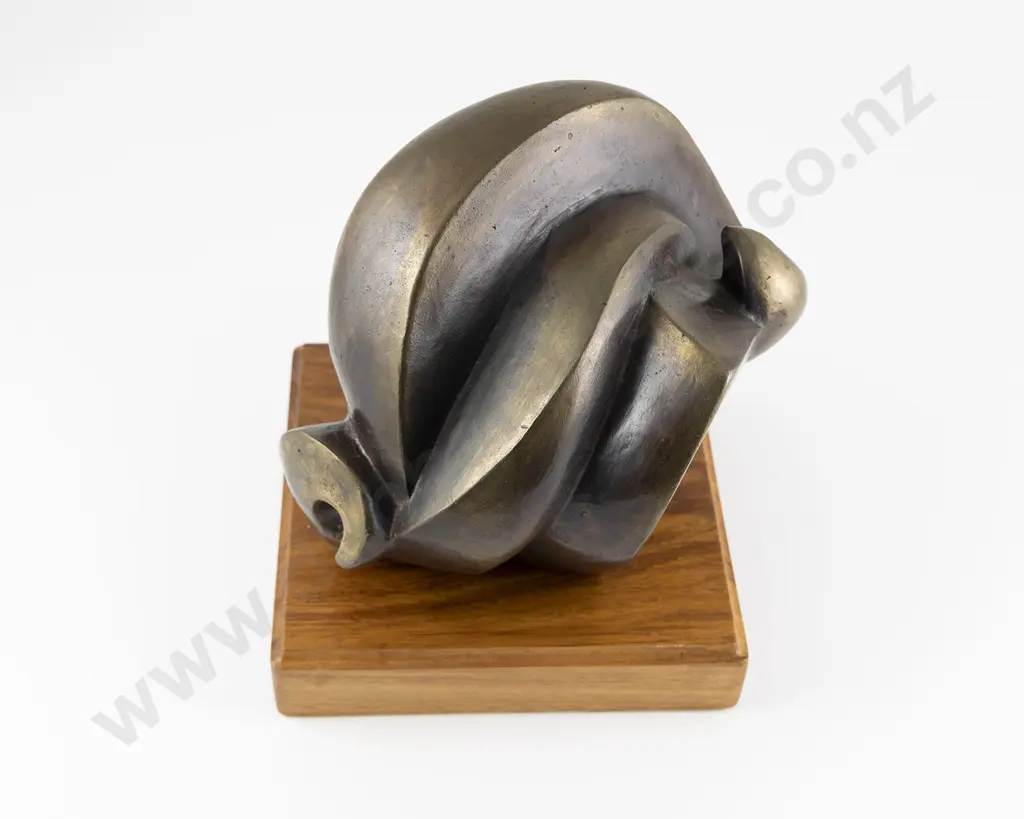 Theo Janssen Capricorn Image 1++