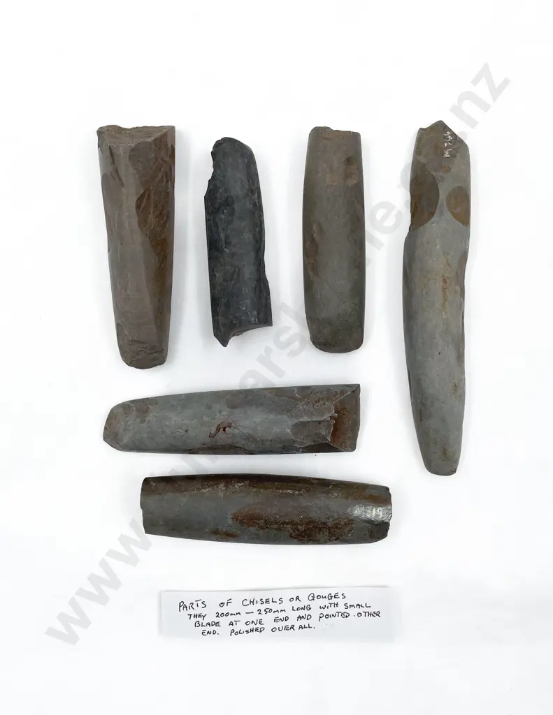 Six Chisel Fragments From The Pitcairn Islands Image 1++