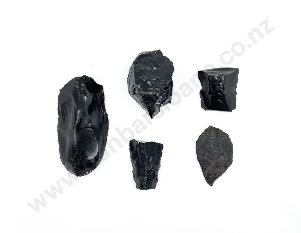 Five Obsidian Roughouts From The Pitcairn Islands Image 1++