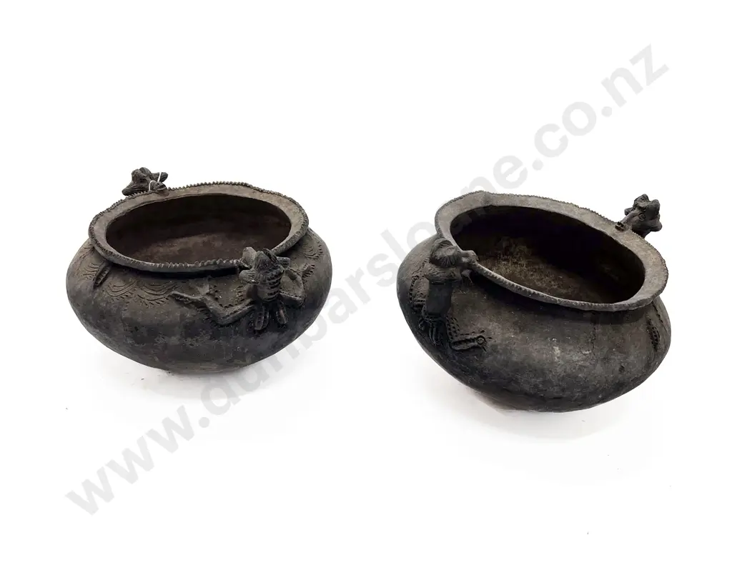 Two Papua New Guinea Raku Fired Cooking Pots Image 1++