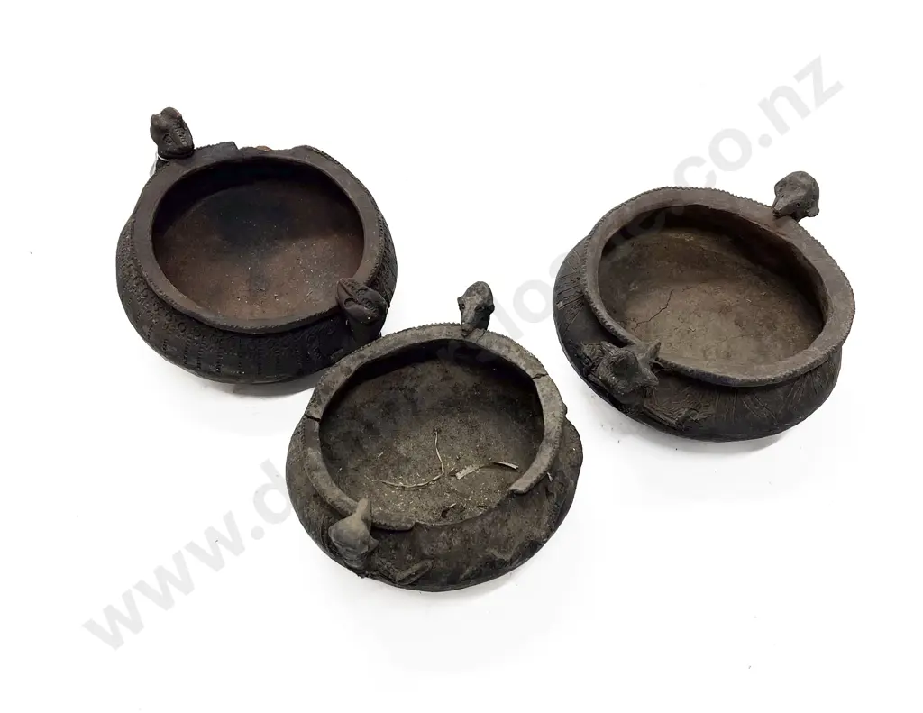 Three Papua New Guinea Raku Fired Cooking Pots Image 1++