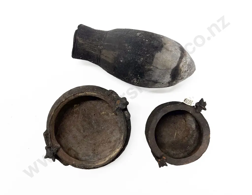 Three Papua New Guinea Raku Fired Cooking Pots Image 1++