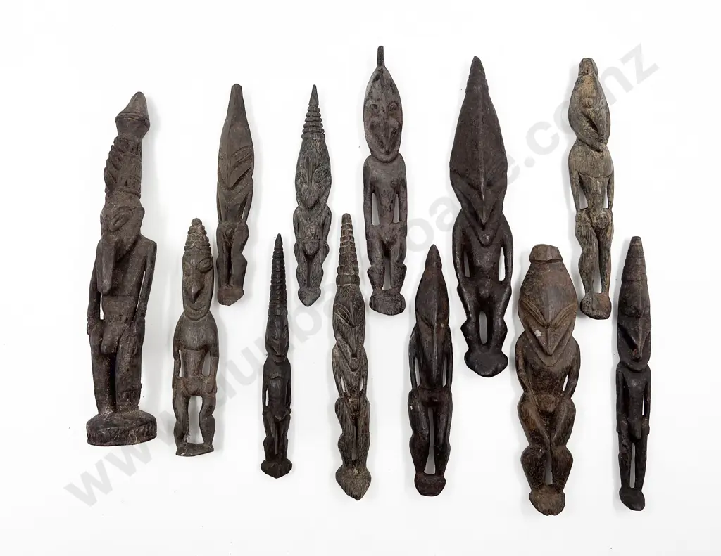 Twelve Papua New Guinea Ramu River Standing Figures Image 1++