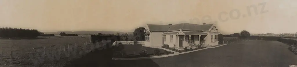 R P Moore (1881 - 1948) - Colonial Rural Homestead and Garden Image 1++