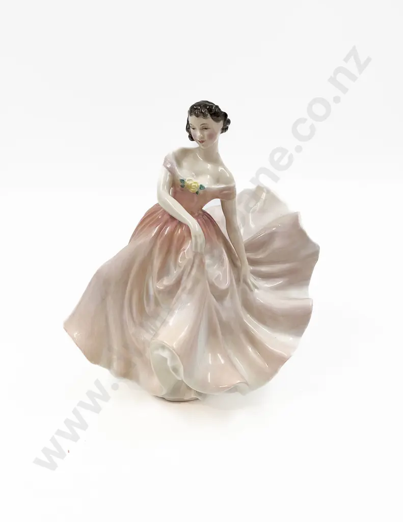 RD Figure "The Polka" Image 1++
